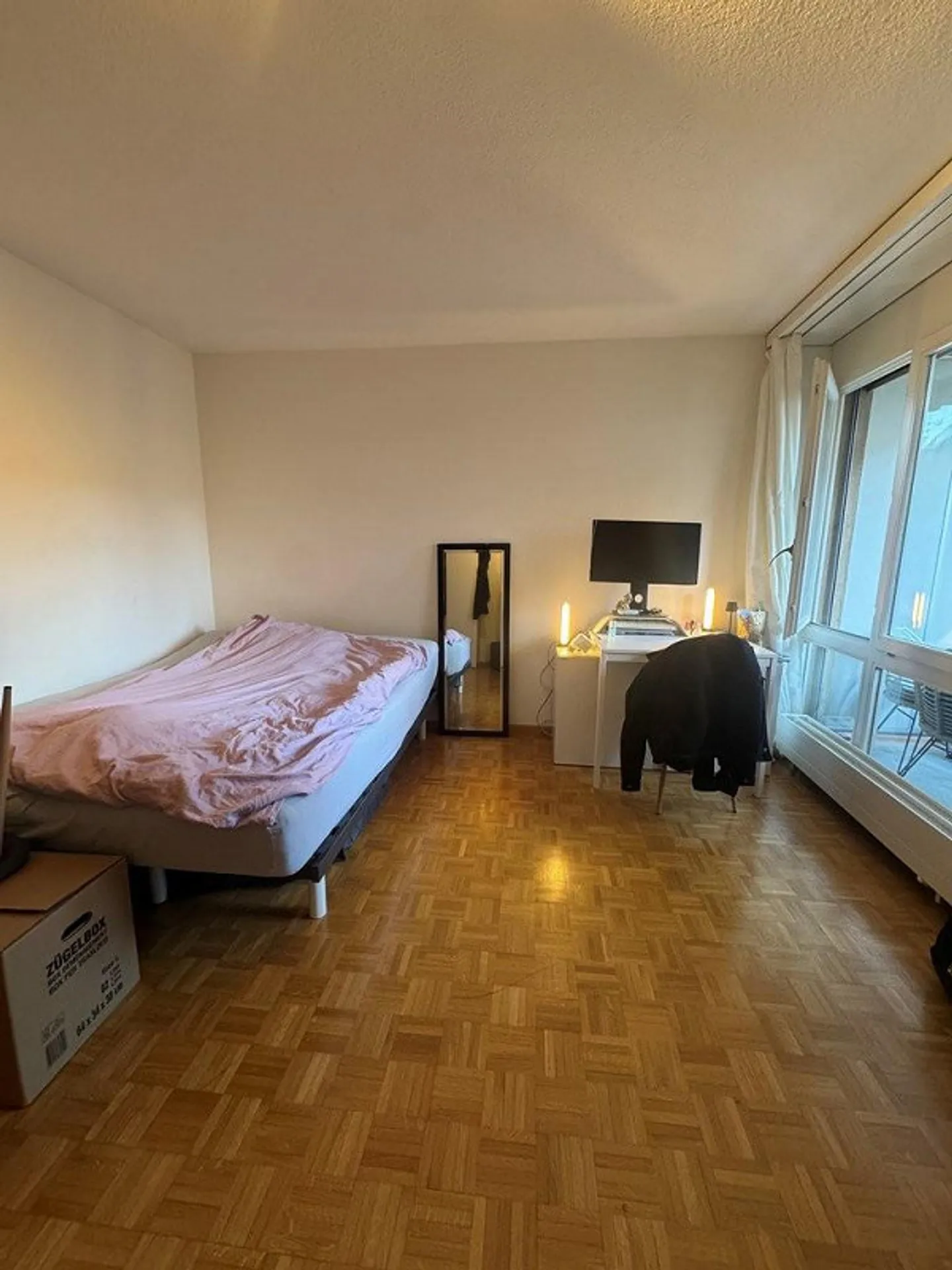 Incantevole appartamento con 1 camera da letto in affitto nel Distretto 3 - Foto 2 di 6