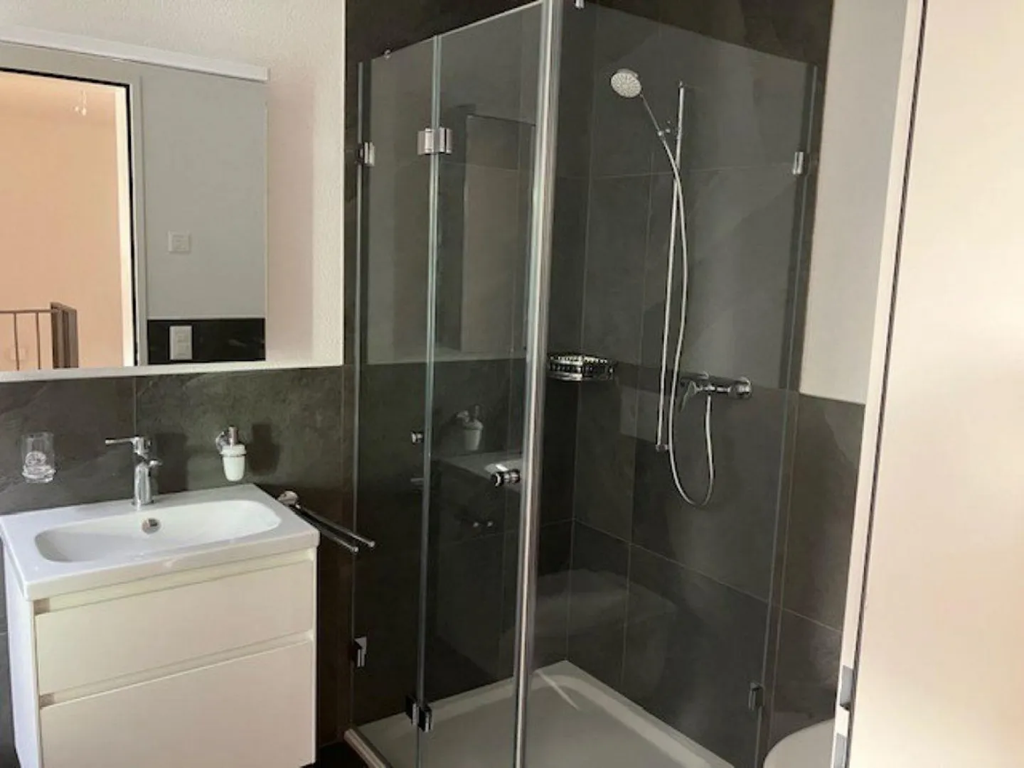 ERSTVERMIETUNG - LUXURIÖSE UND SEHR GERÄUMIGE MAISONETTE! - Foto 11 von 13