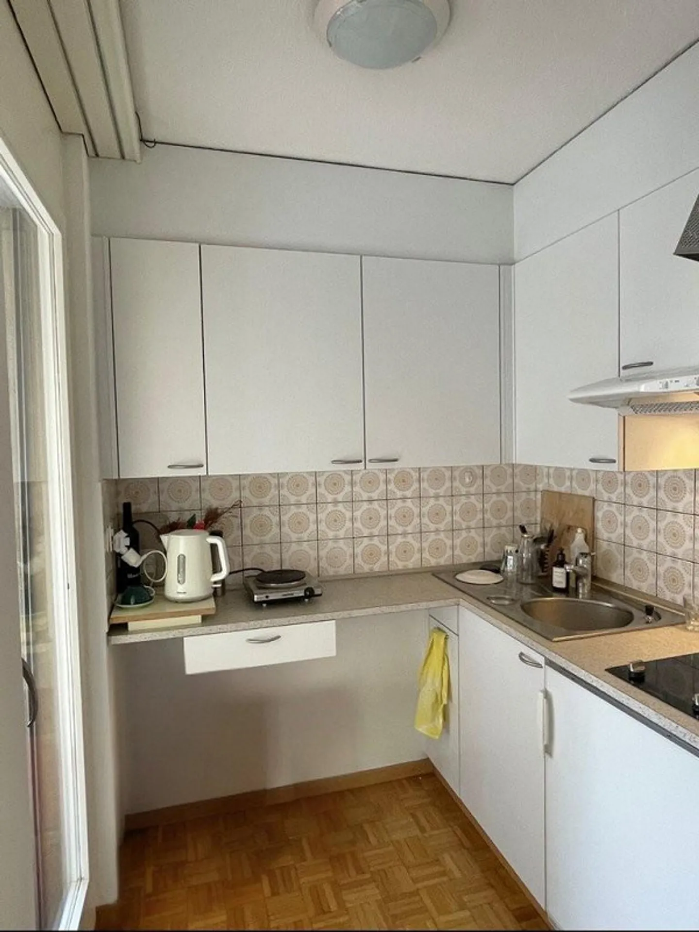 Incantevole appartamento con 1 camera da letto in affitto nel Distretto 3 - Foto 4 di 6