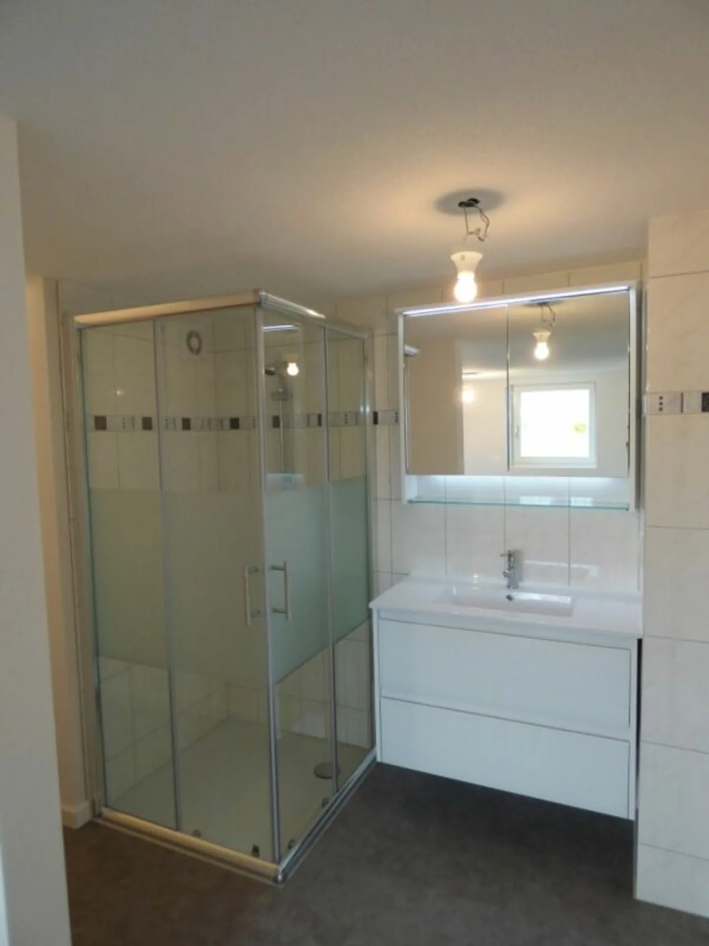 Modernes Apartment mit Garten - Foto 4 von 7