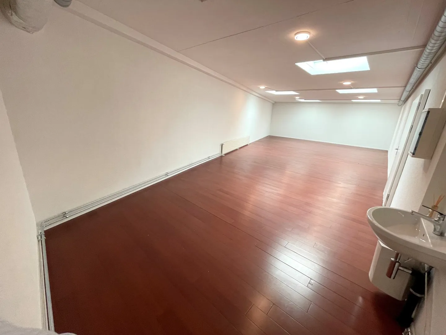 Espace commercial/hobby/de stockage au centre-ville à 5 min de la gare - Photo 3 sur 4