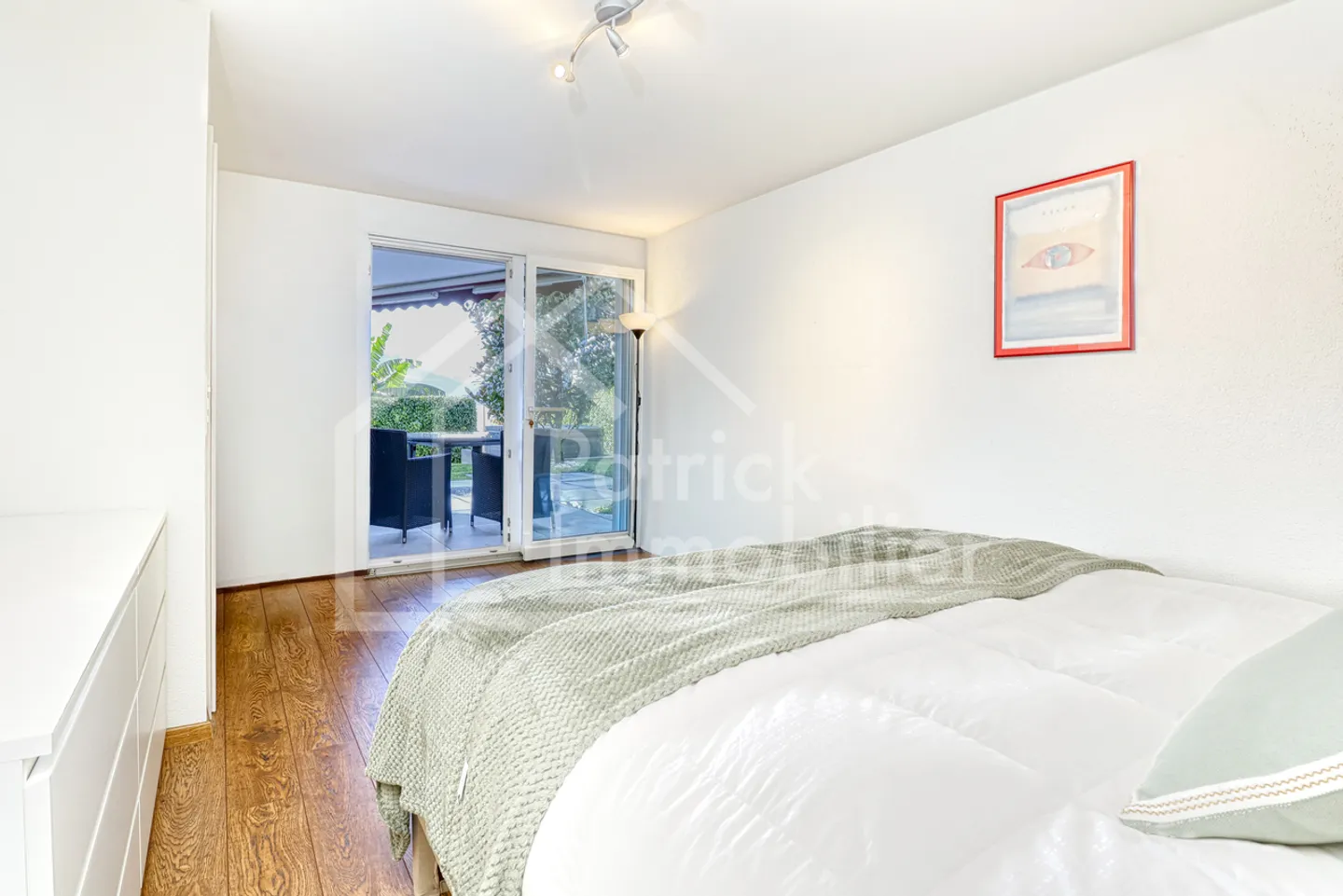 Riviera: twin villa, spacious, terraces, garden, breathtaking lake view - Photo 7 of 13