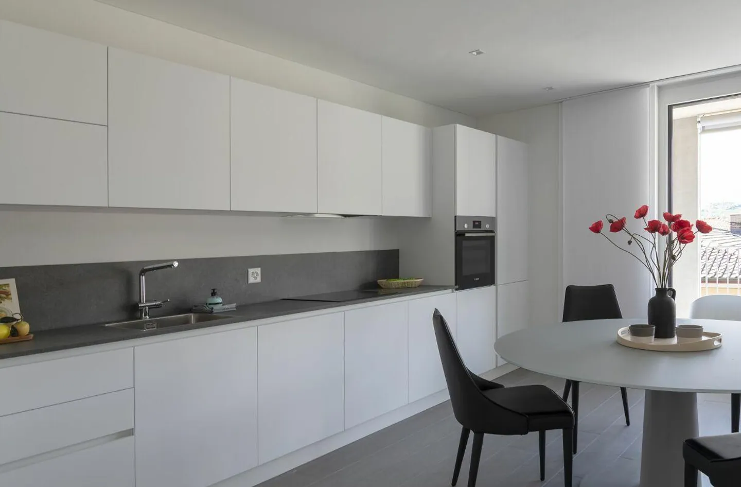 Appartamento moderno e luminoso di 4,5 locali - Foto 3 di 10
