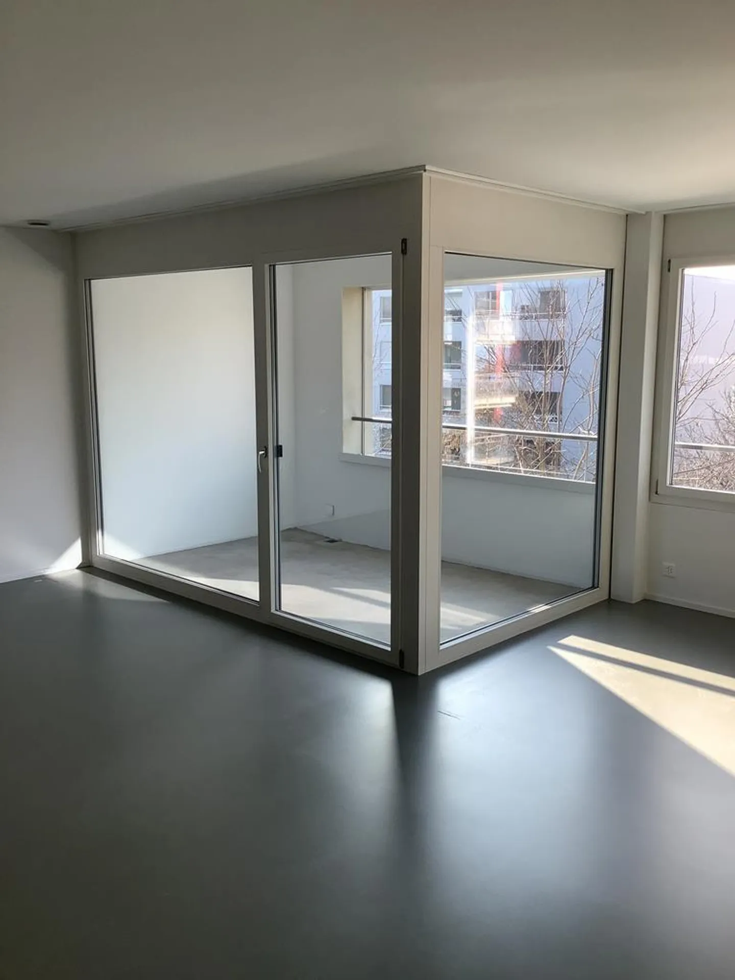 3.5 Room Apartment - Photo 5 of 9