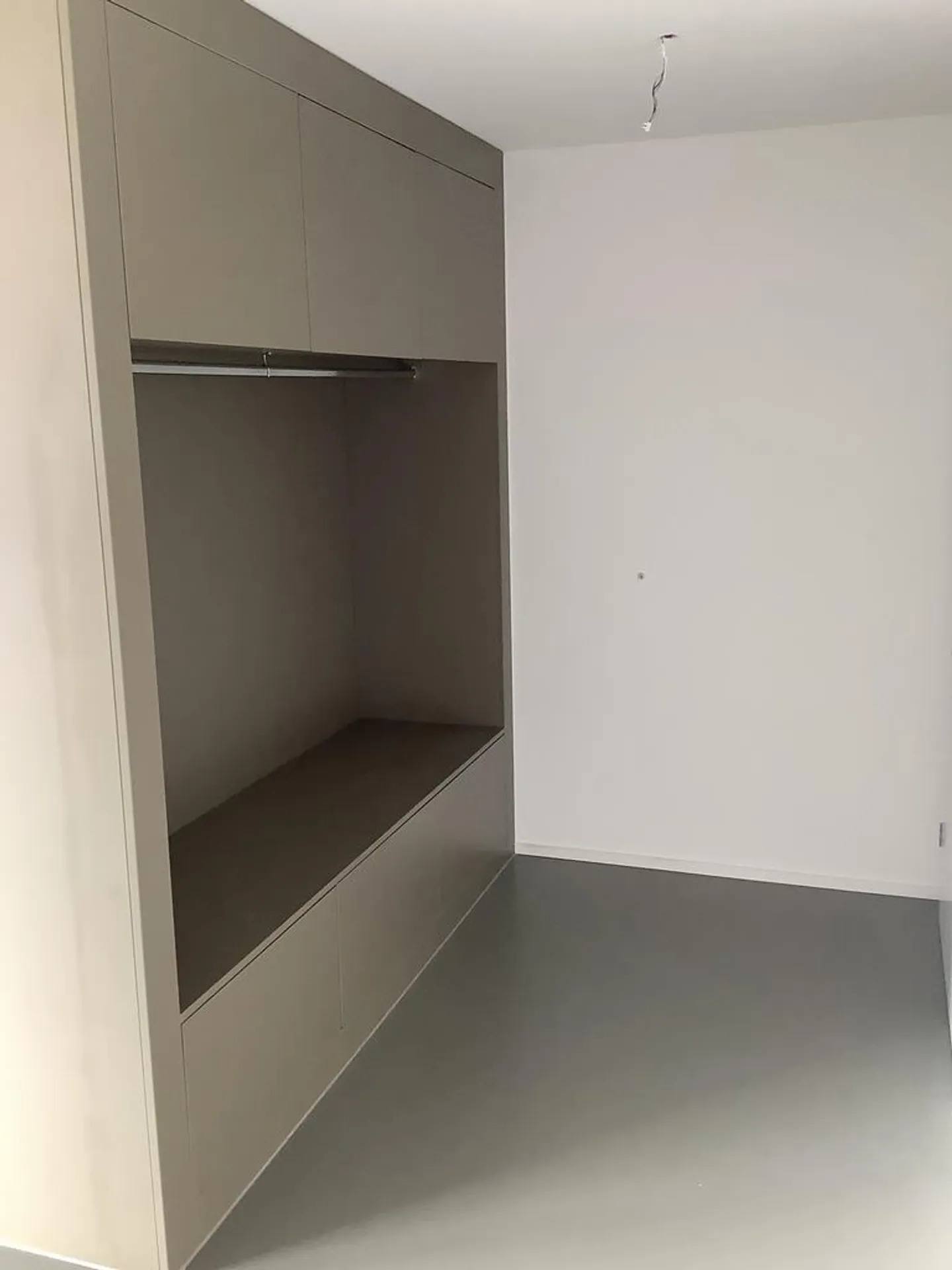 3.5 Room Apartment - Photo 7 of 9