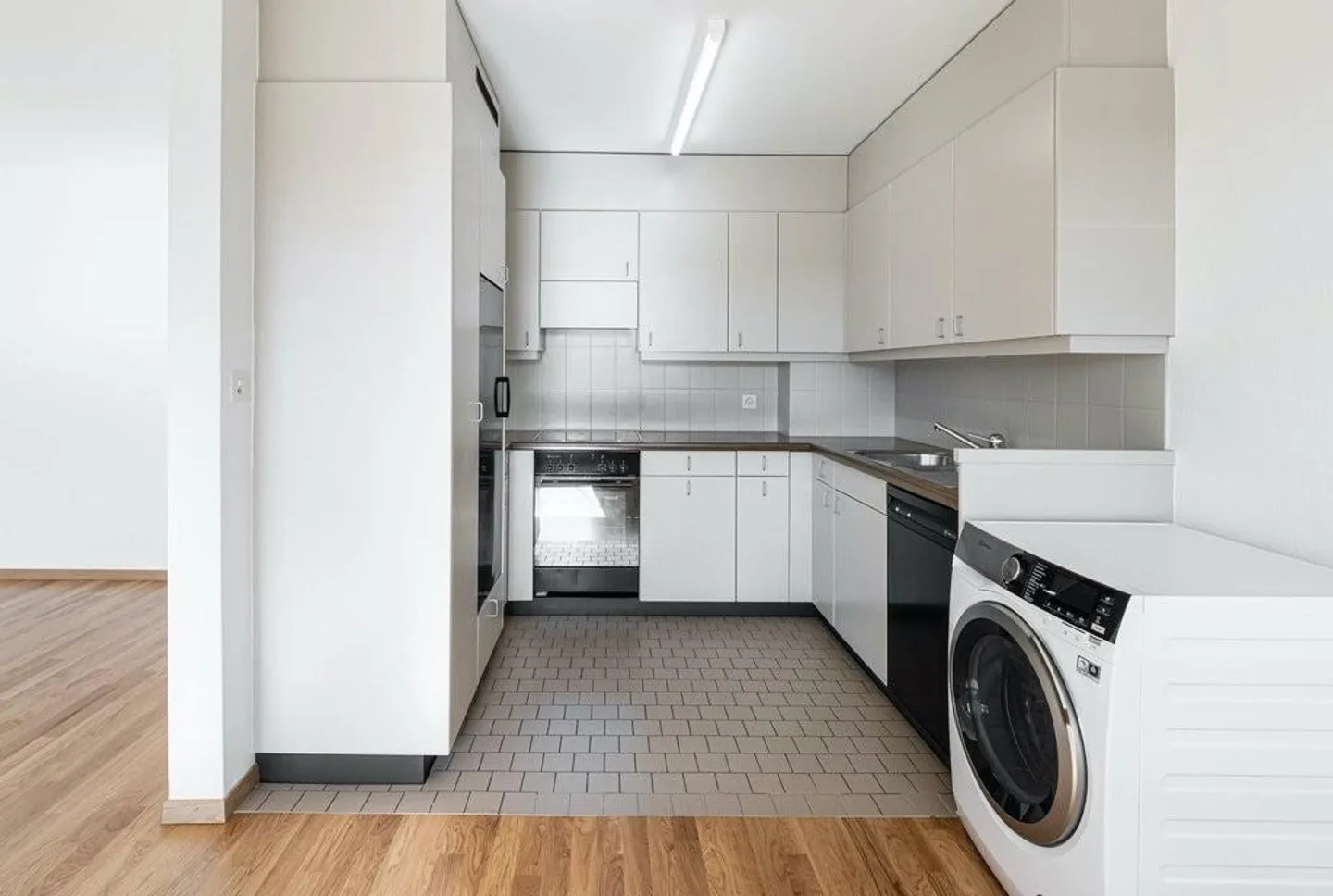 Juste ce qu'il faut pour une petite famille ou un couple - Photo 2 sur 8