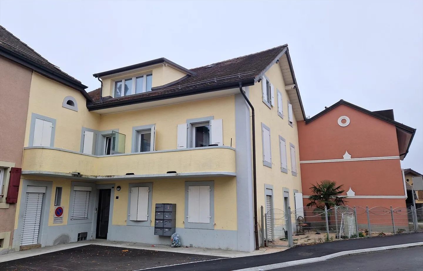 1-room apartment - Photo 1 of 5