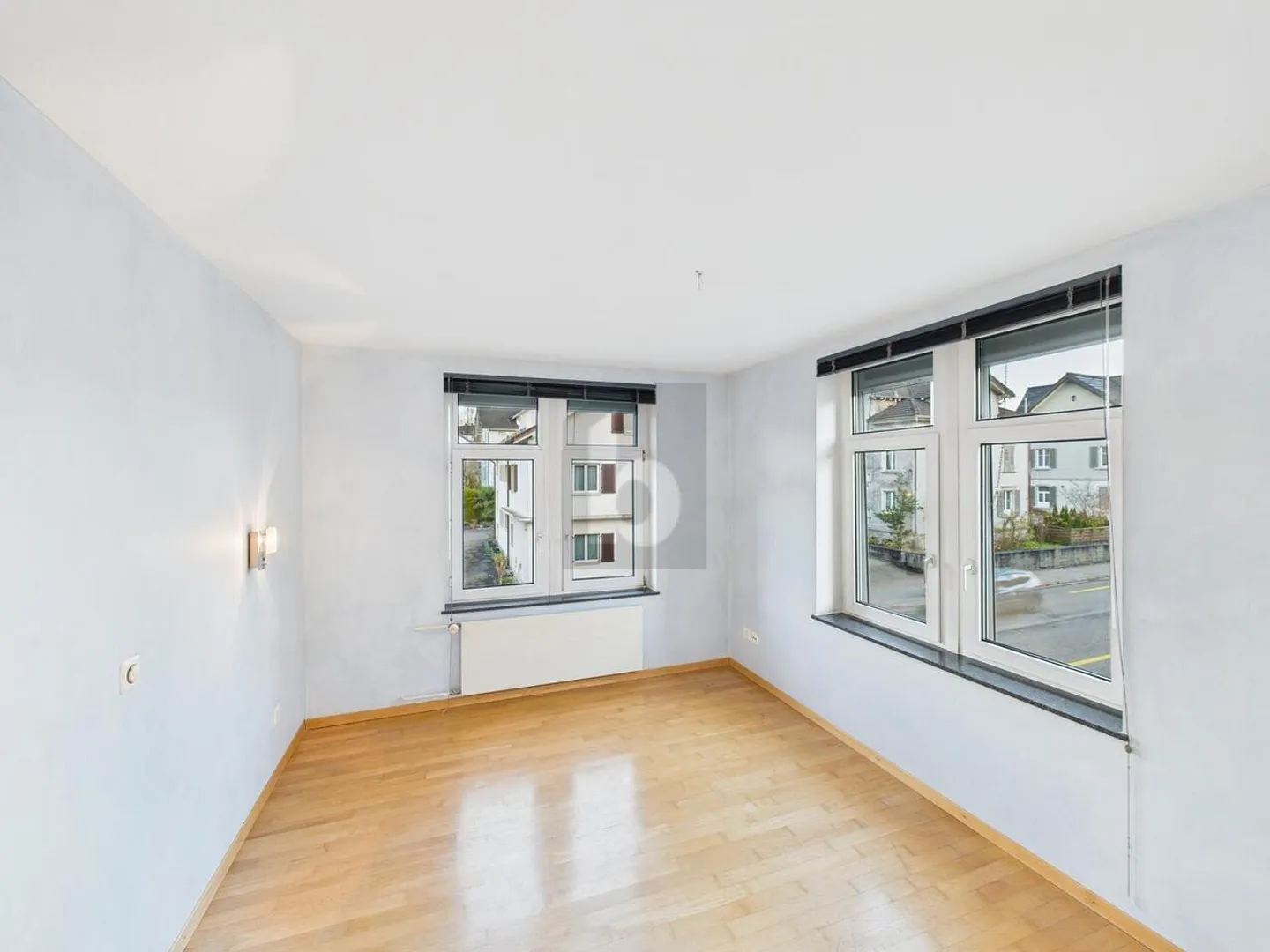 LARGE TERRACE, STYLISH KITCHEN AND BATHROOM - Photo 4 of 6