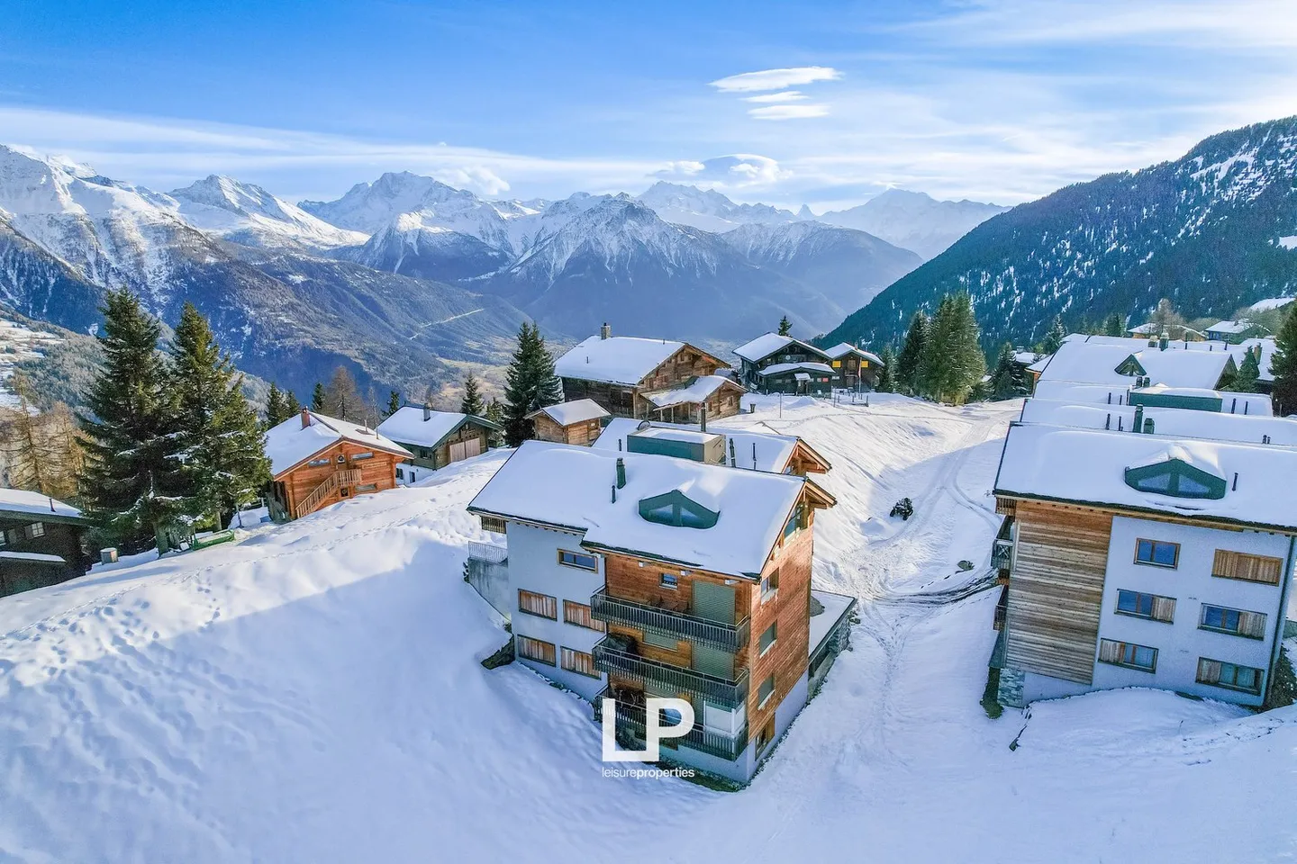 Tolle Investitionsmöglichkeit auf der schneesicheren Riederalp. - Foto 1 von 5