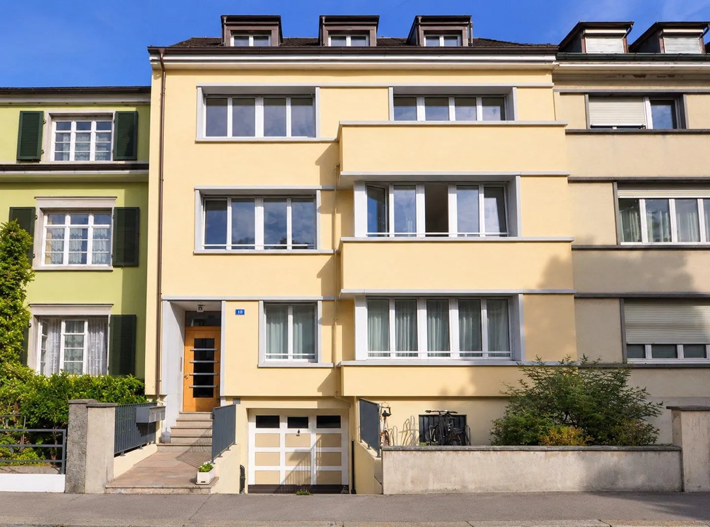 Il fascino dell'edificio storico incontra il comfort moderno - con balcone nel quartiere Neubad - Foto 1 di 13