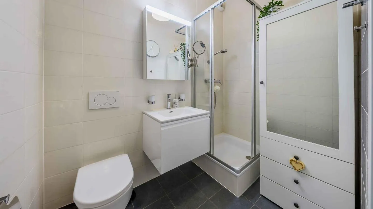 Esclusività: 3 camere al piano terra - Foto 6 di 10