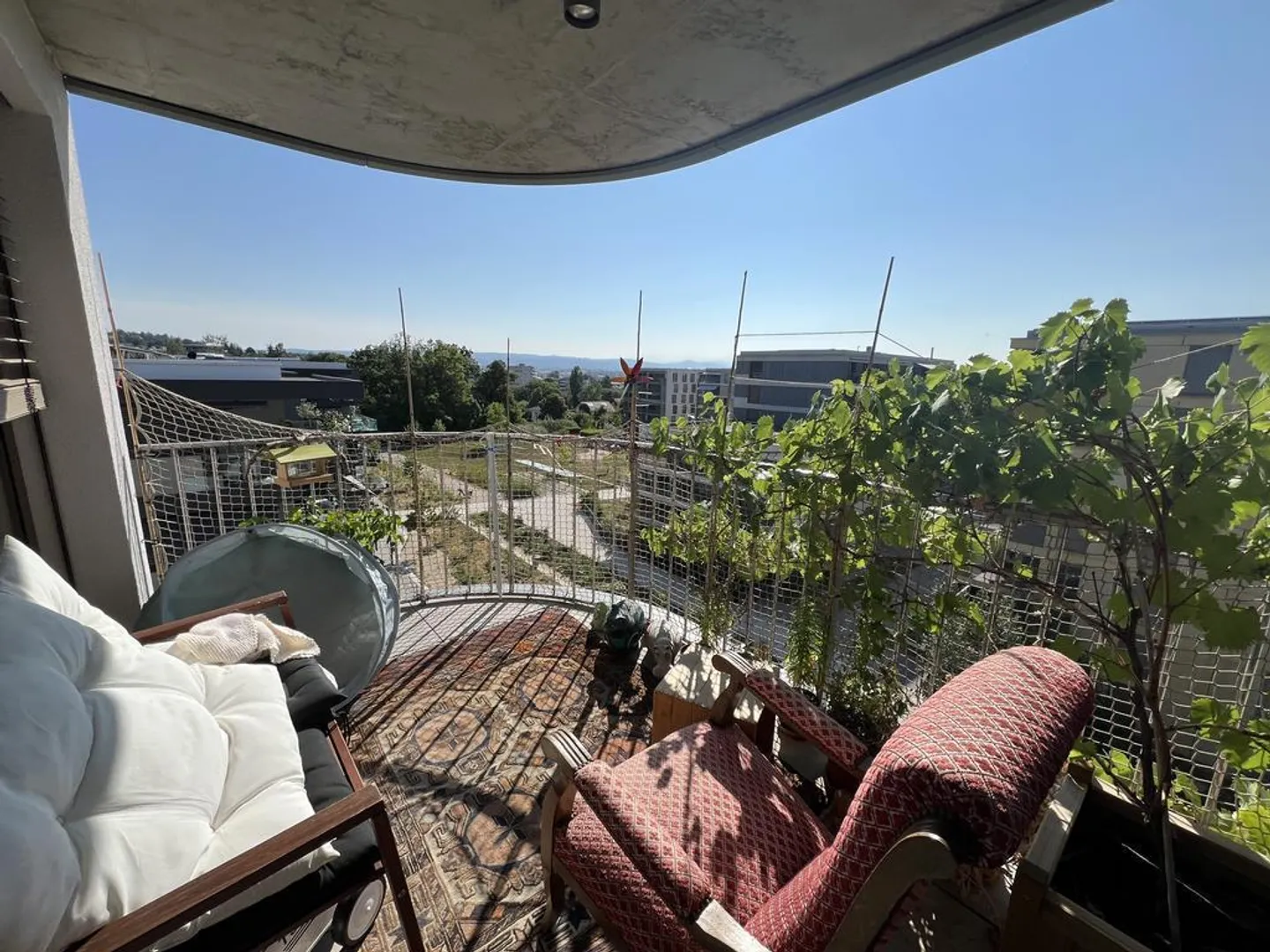 Appartement lumineux avec vue sur le Jura - Photo 1 sur 9