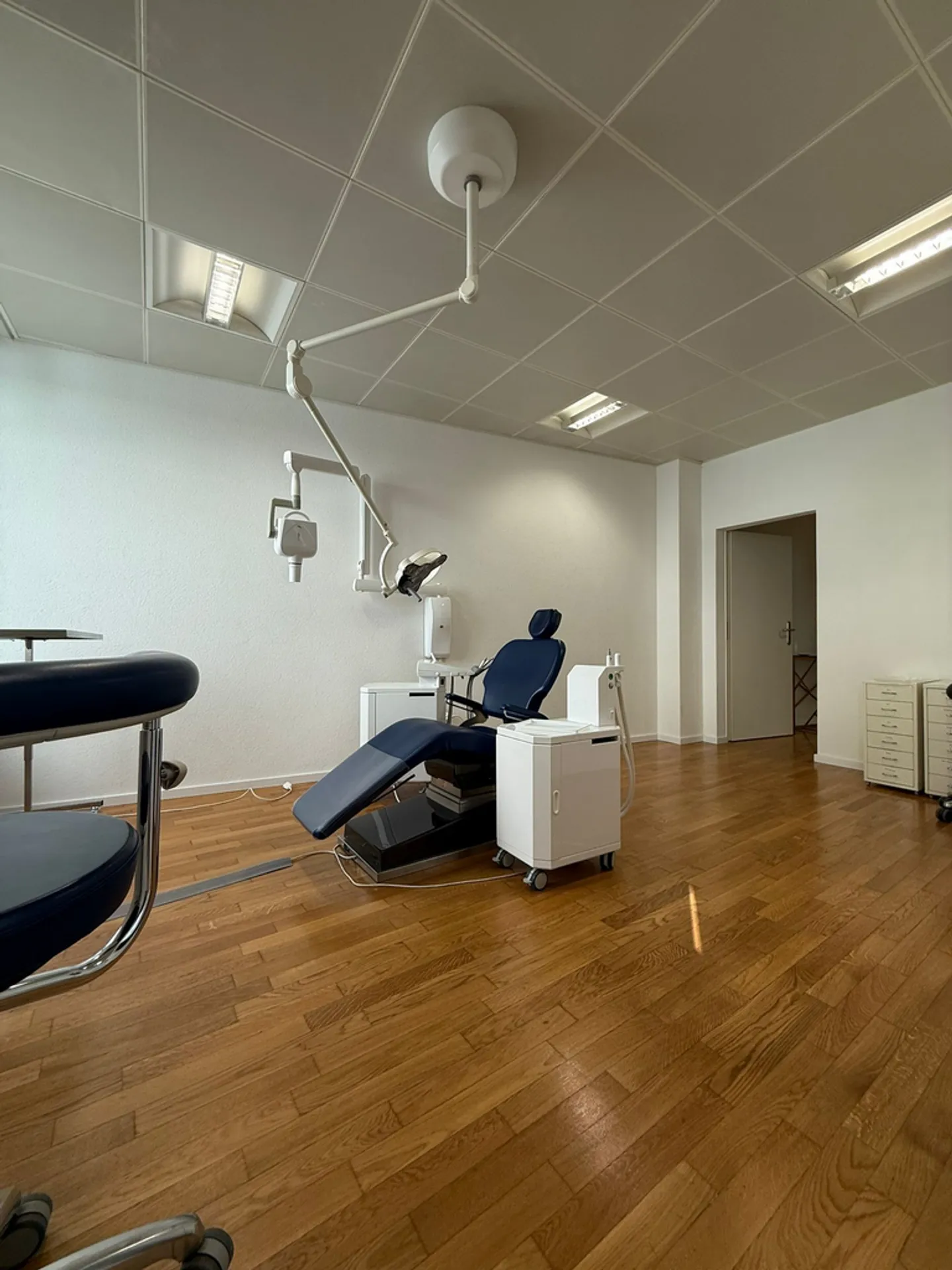 Sales area of 124m2 in the heart of Rue Beau Sejour - Photo 4 of 4