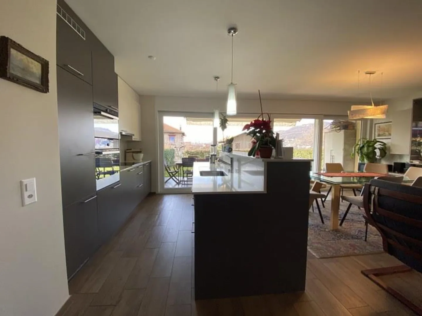 Familienwohnung mit Garten - Foto 4 von 12