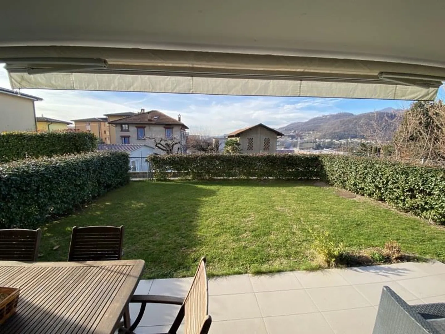 Familienwohnung mit Garten - Foto 10 von 12