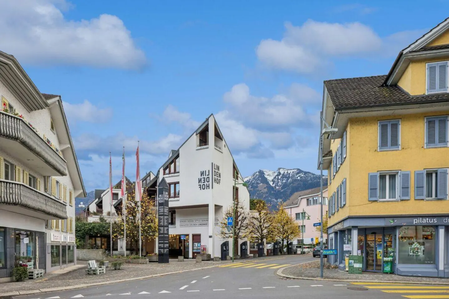 Your business in the heart of Sarnen at Lindenhof - Photo 1 of 13