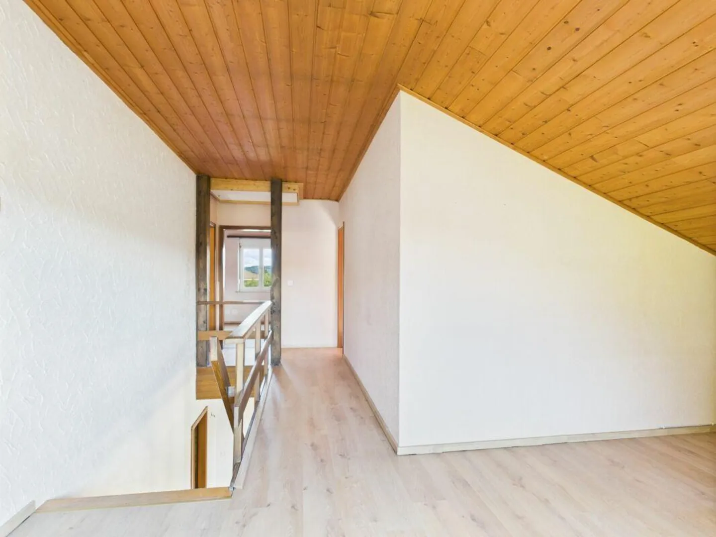 Casa singola in affitto - Foto 15 di 23
