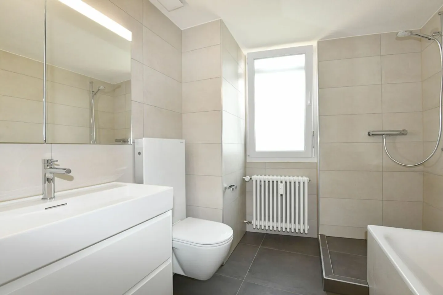 Appartamento in affitto - Foto 6 di 12