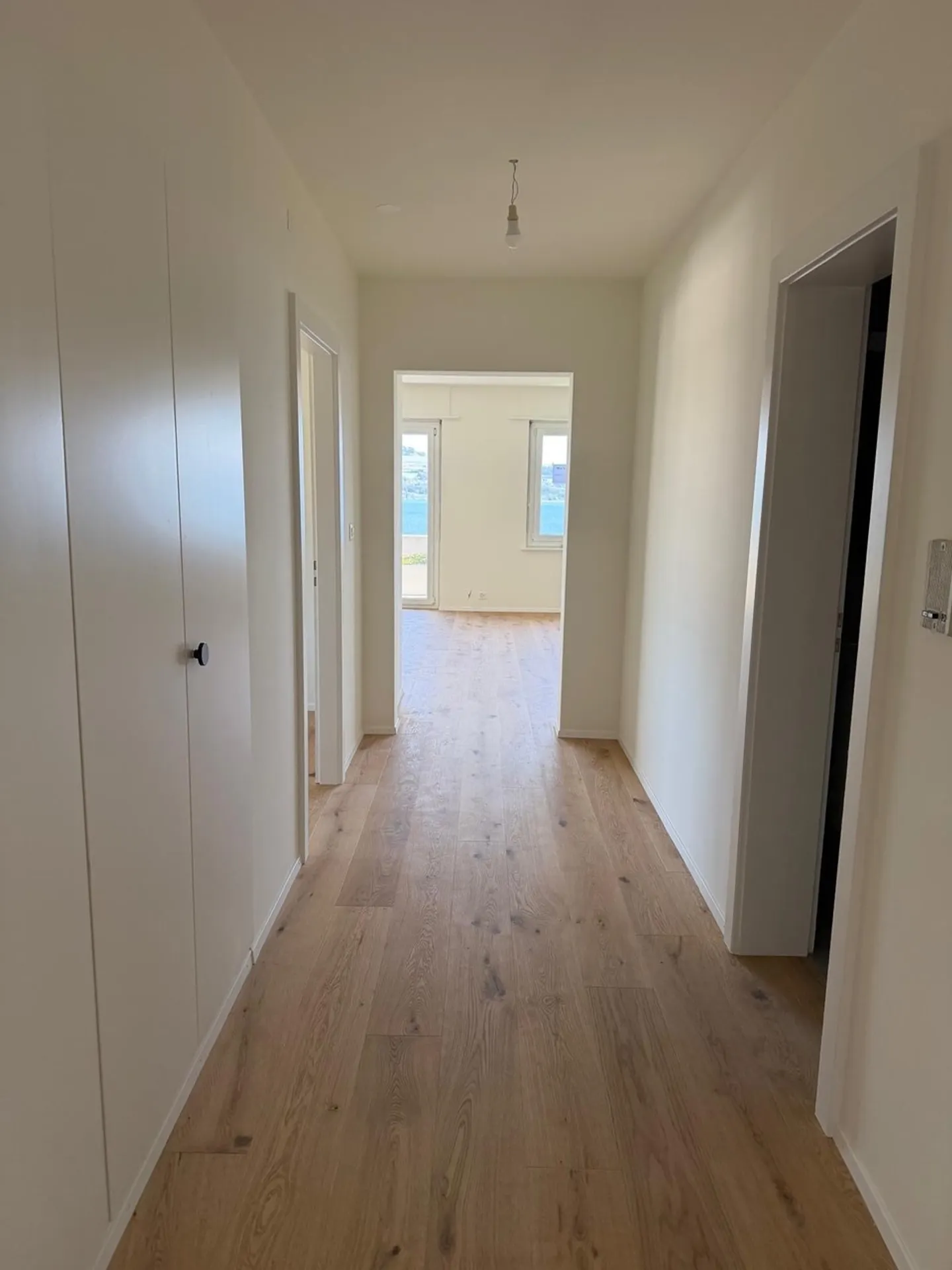 Duplex-Wohnung - 6,5 Zimmer Grandson - Foto 2 von 8