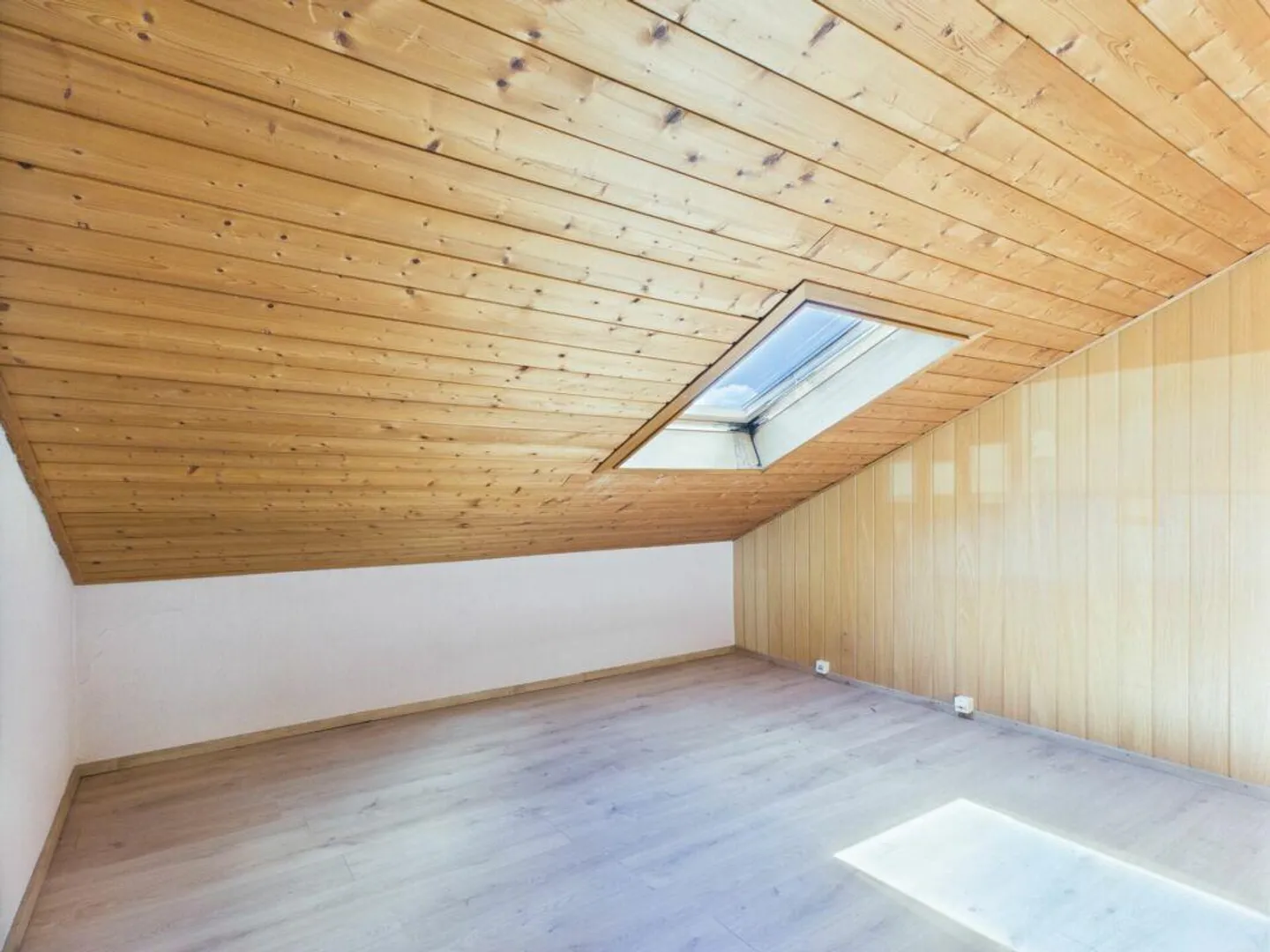 Casa singola in affitto - Foto 17 di 23