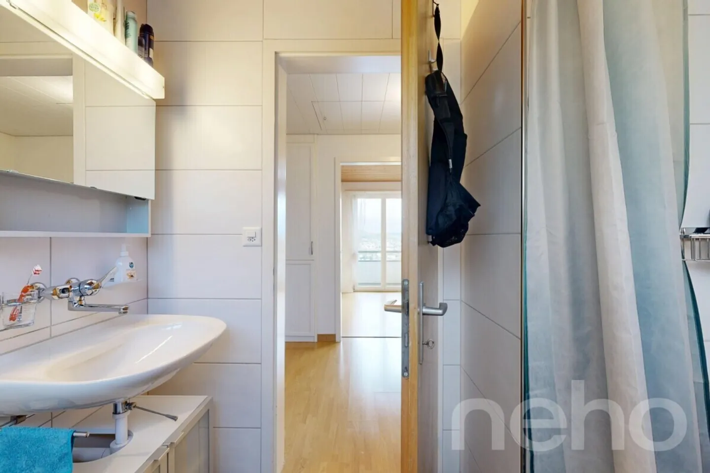 Incantevole casa di 4,5 stanze con vista e grande appezzamento - Foto 8 di 12
