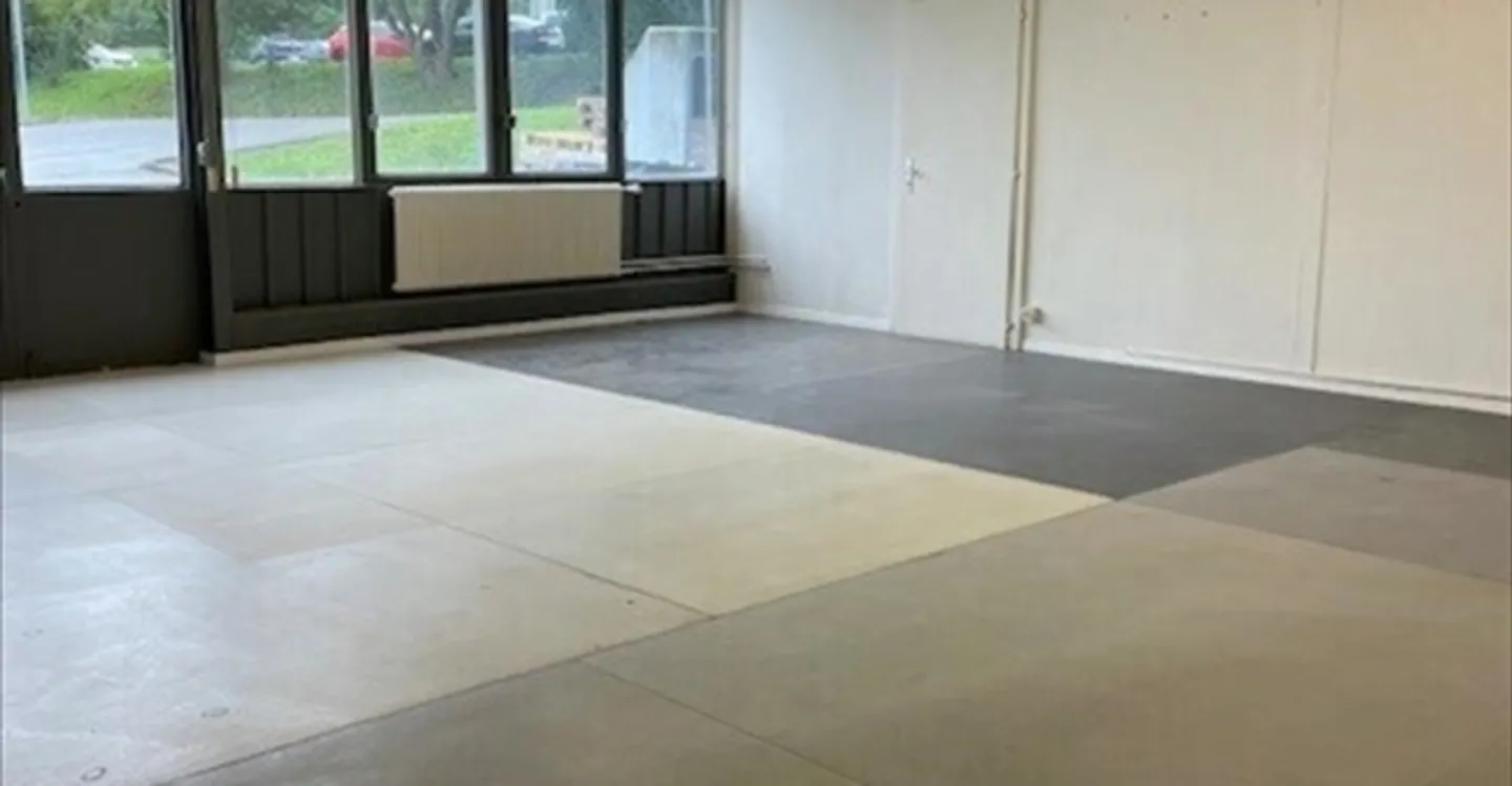 «Bureau» - Photo 4 sur 13