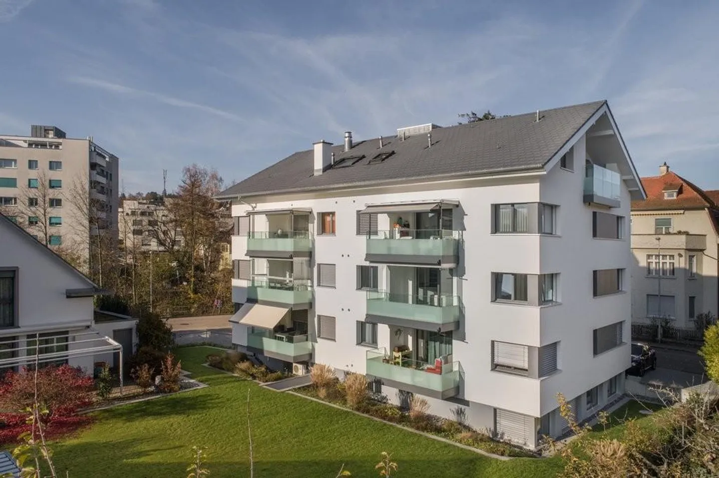 Appartement 2 pièces avec confort : lave-linge-sèche-linge inclus ! - Photo 2 sur 12