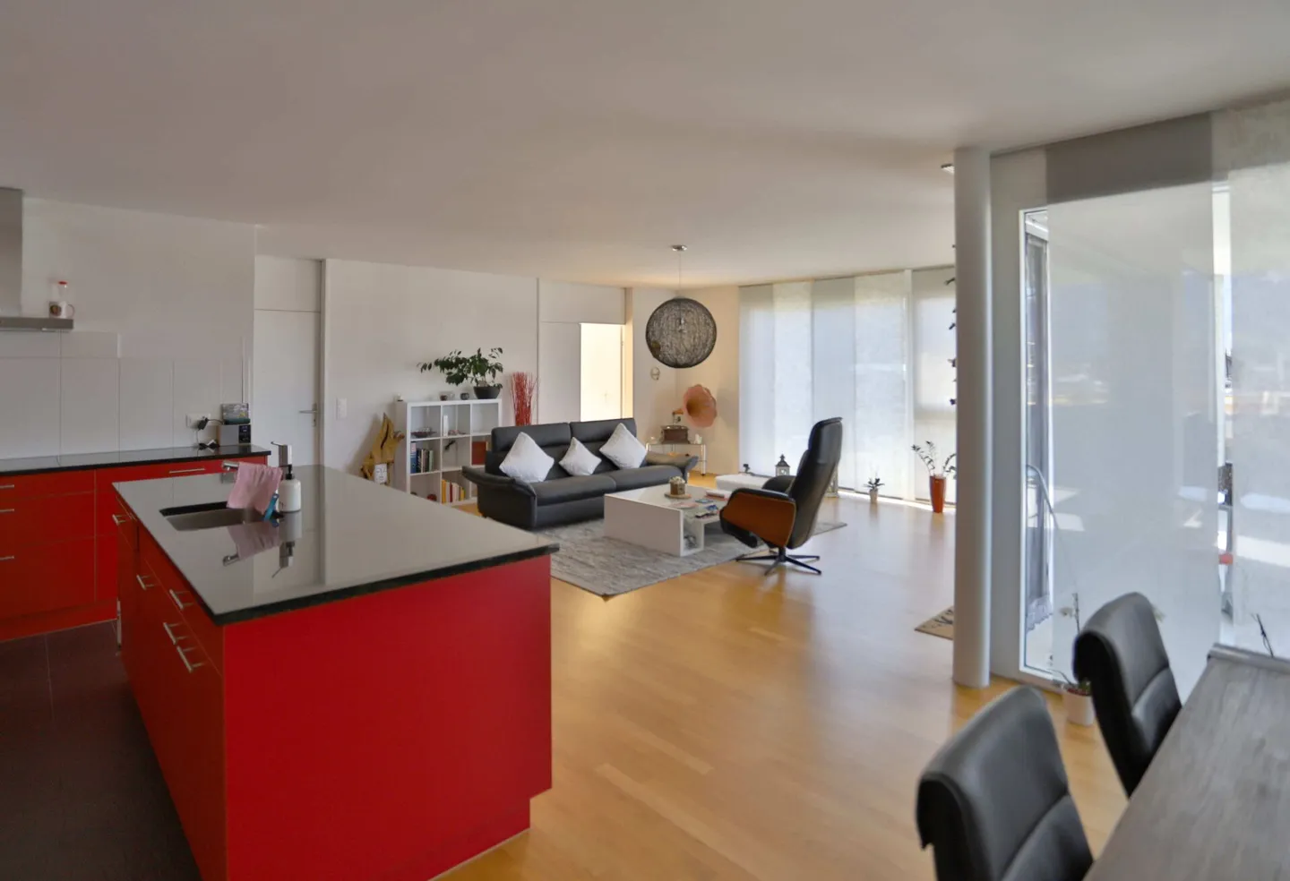 Geräumige Wohnung mit Balkon - Foto 1 von 8