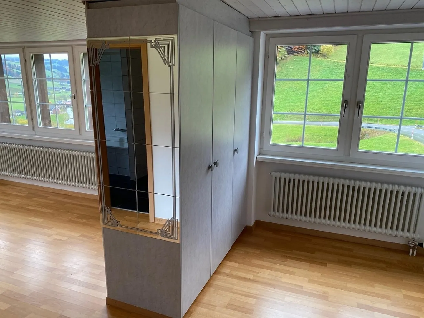 Helle 5.5-Zimmer-Wohnung - Foto 7 von 8