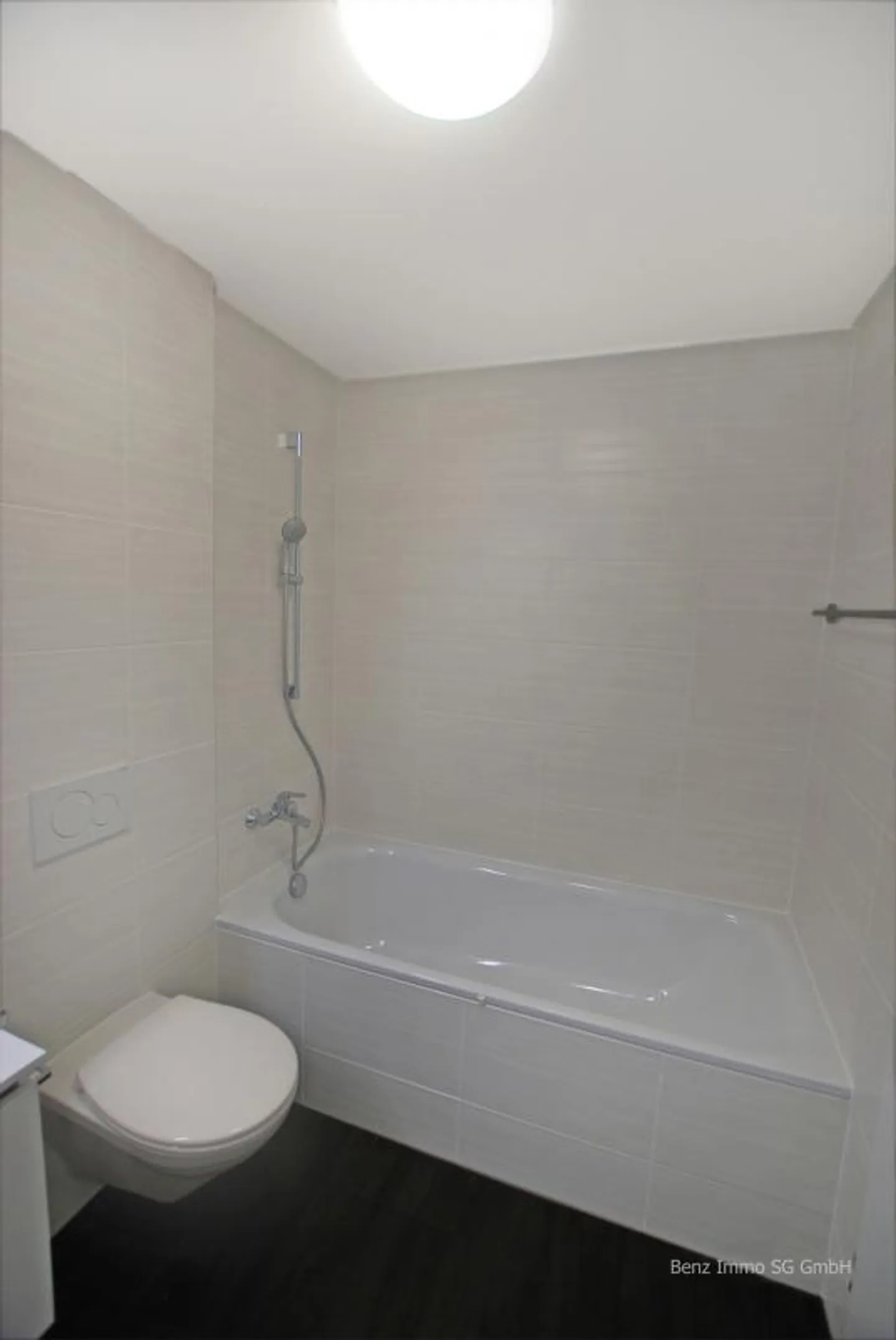 4.5 Zimmer-Whg., mit Seesicht, gehobener Ausbau, ruhige zentrale Lage - Photo 18 sur 20