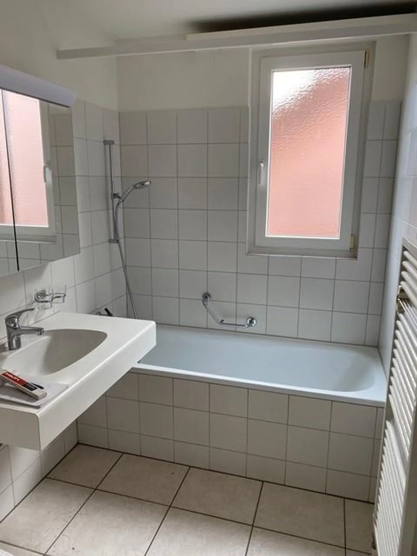 Bright attic apartment with a view of greenery - Photo 5 of 7