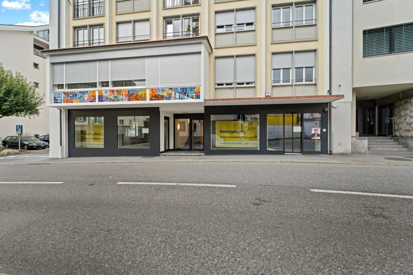 Espace commercial/de vente au centre de Küssnacht - Photo 1 sur 11