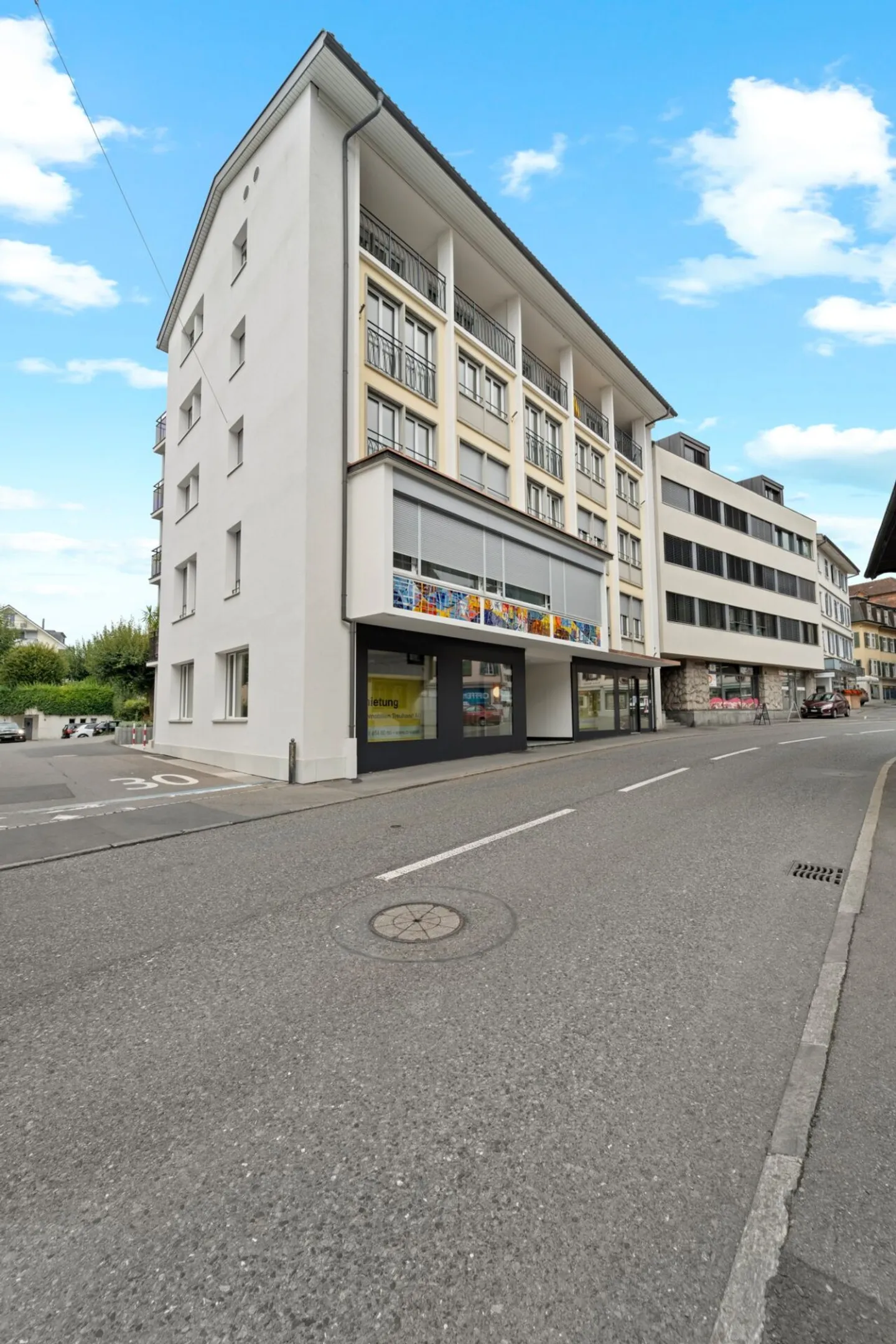 Espace commercial/de vente au centre de Küssnacht - Photo 5 sur 11