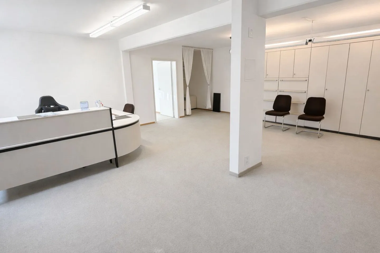 Modern Office Space in Zurich - Photo 2 of 5