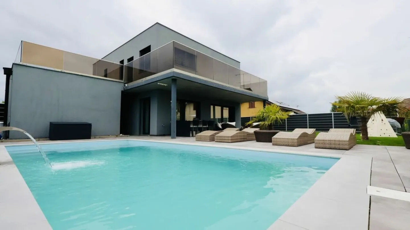 Villa esclusiva con terrazza panoramica e piscina riscaldata - un rifugio di pace ed eleganza - Foto 5 di 22