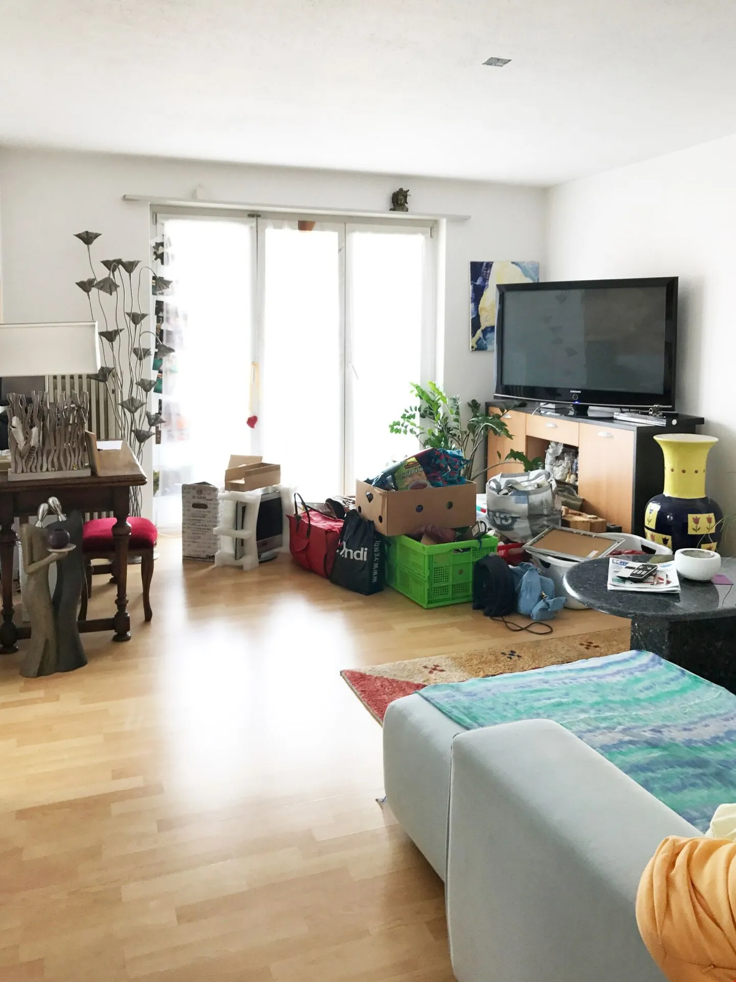 Bel appartement lumineux au 2ème étage avec 2 balcons - Photo 2 sur 11