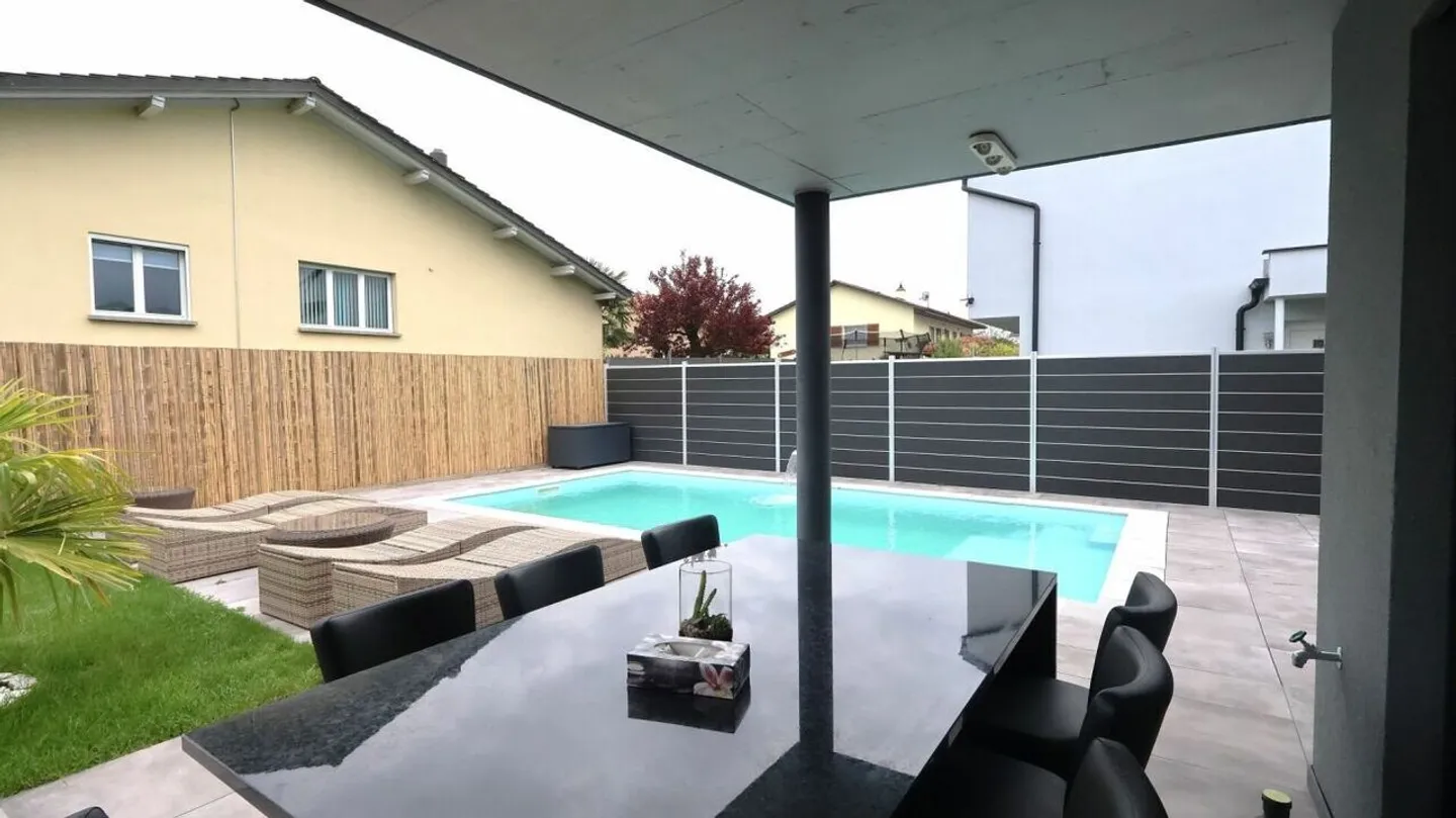 Villa esclusiva con terrazza panoramica e piscina riscaldata - un rifugio di pace ed eleganza - Foto 20 di 22