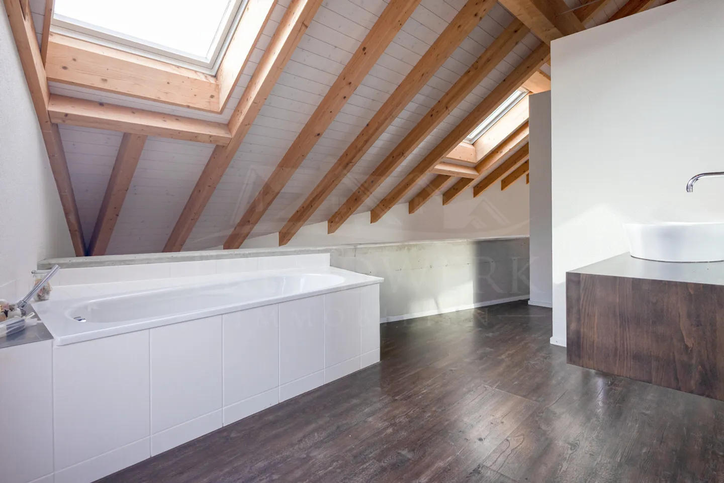 4.5 Room Single Family House with a View of the Green in Alchenstorf - Photo 8 of 14