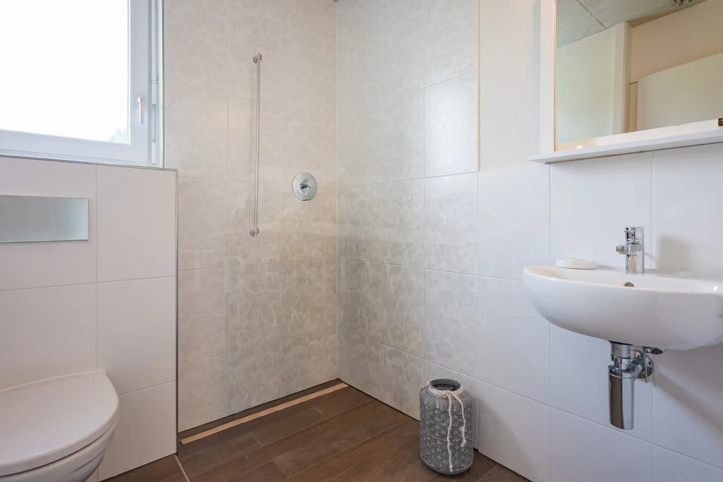 4.5 Room Single Family House with a View of the Green in Alchenstorf - Photo 10 of 14