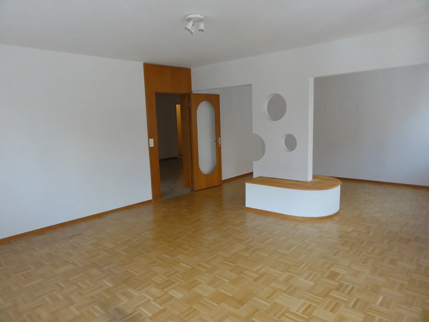 Bright, cozy apartment in the city center with elevator - Photo 2 of 11
