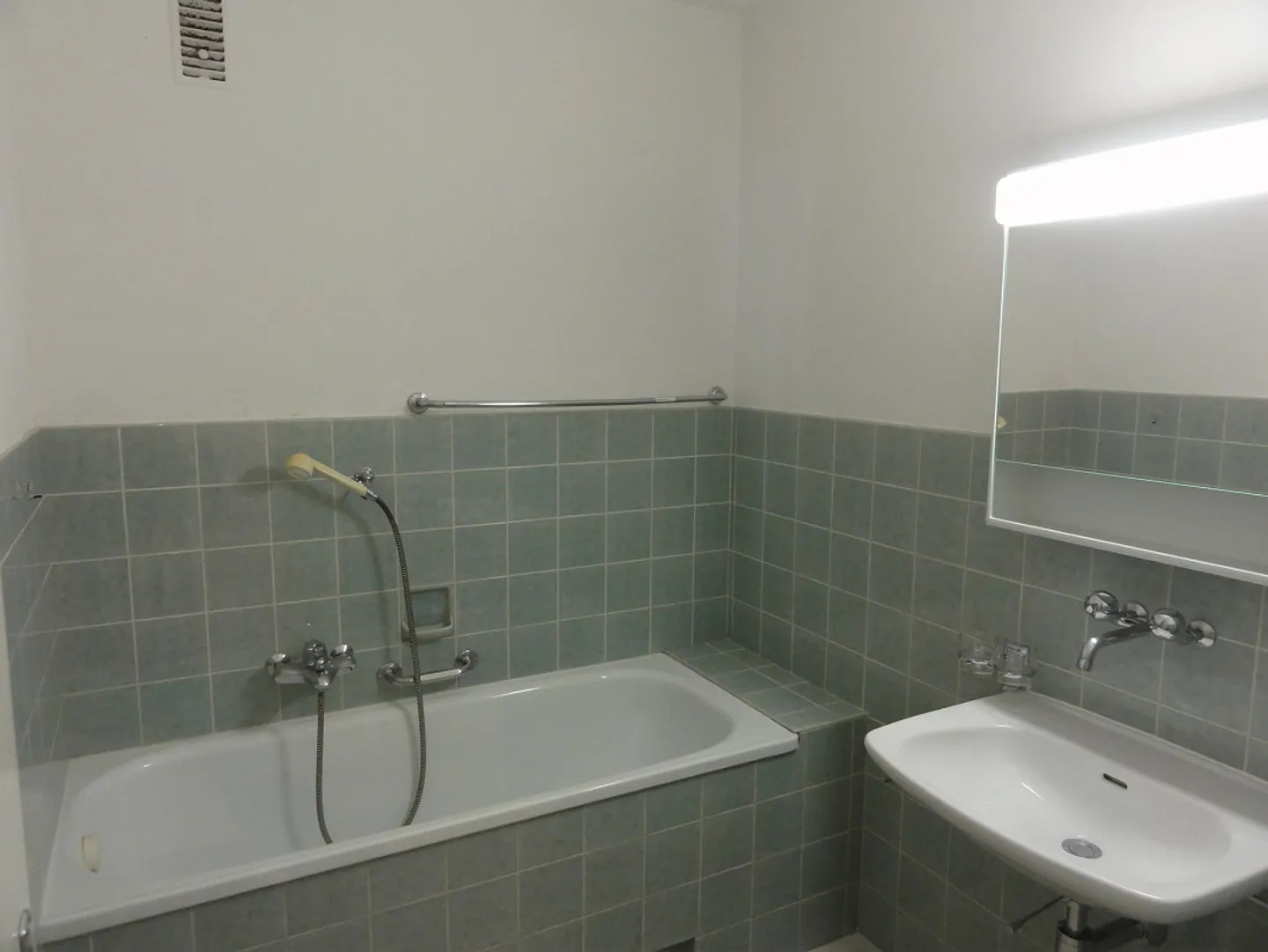 Bright, cozy apartment in the city center with elevator - Photo 7 of 11