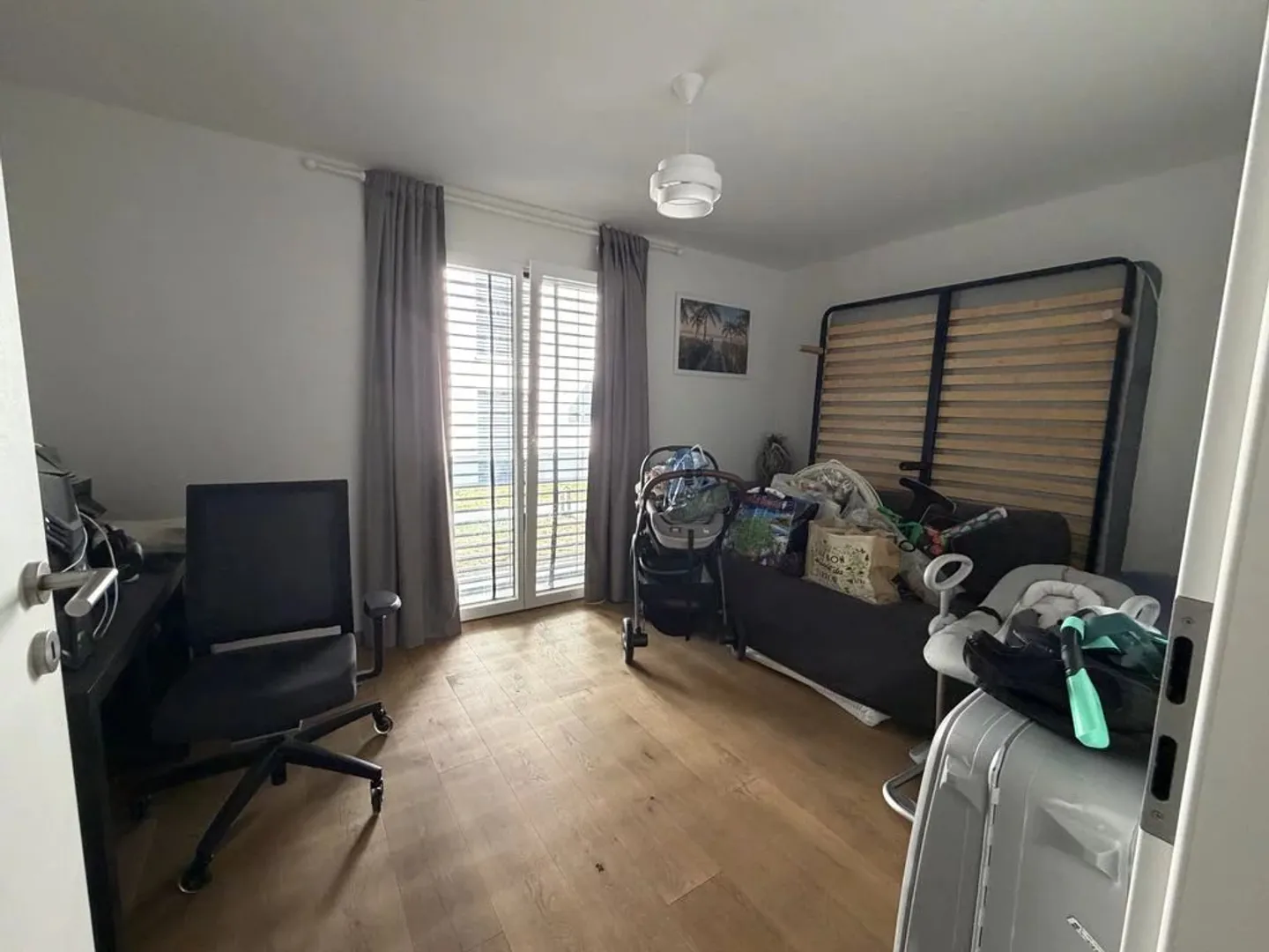Appartement avec 3,5 pièces au rez-de-chaussée avec jardin privé - Photo 4 sur 7