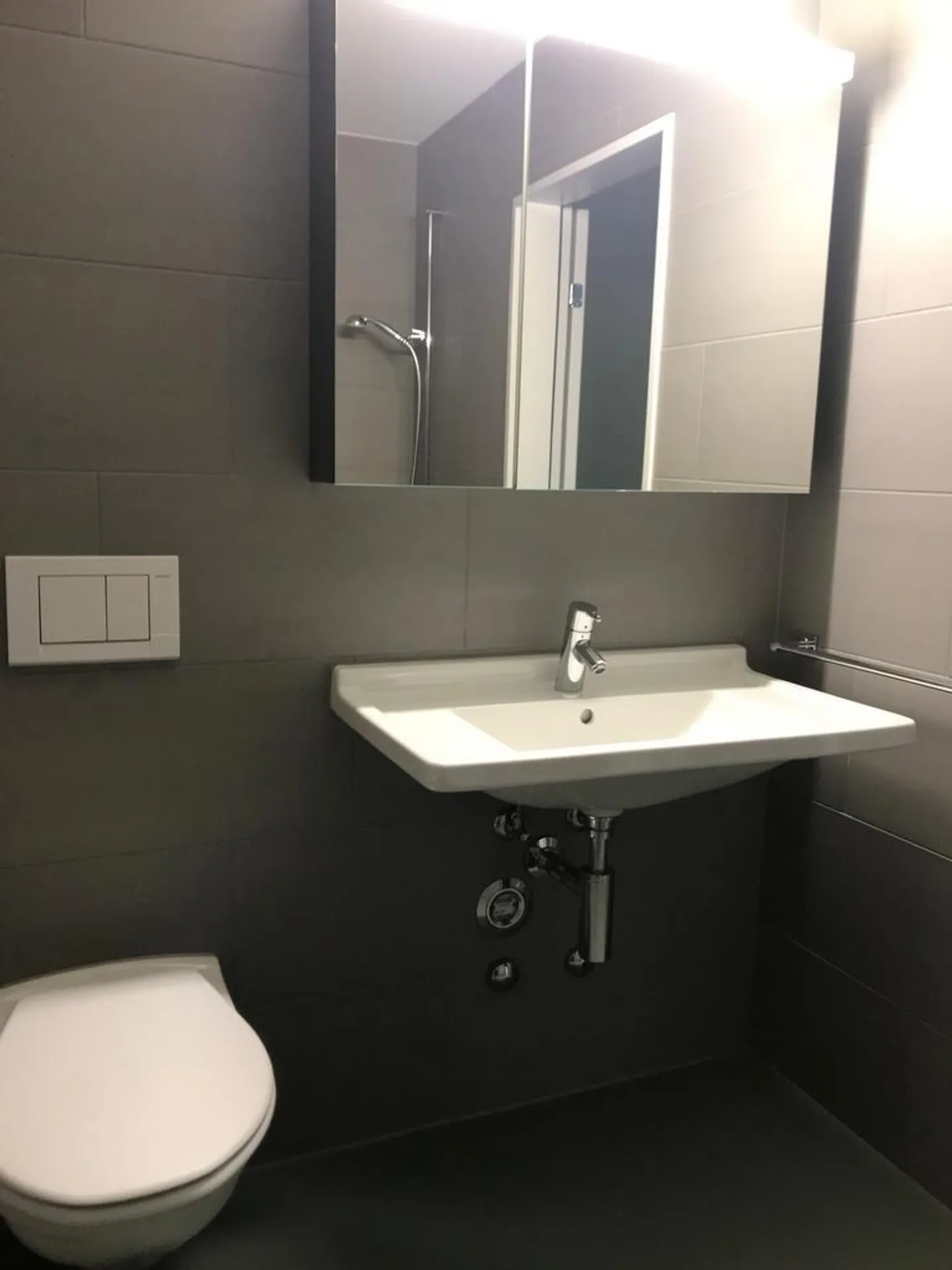 3.5 Room Apartment - Photo 4 of 8