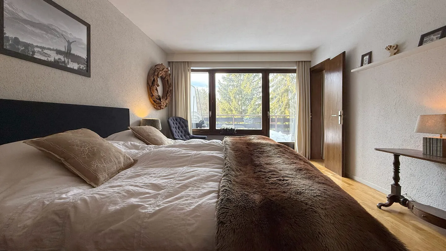 2.5-Room Apartment in the Heart of Crans-Montana - Photo 5 of 12