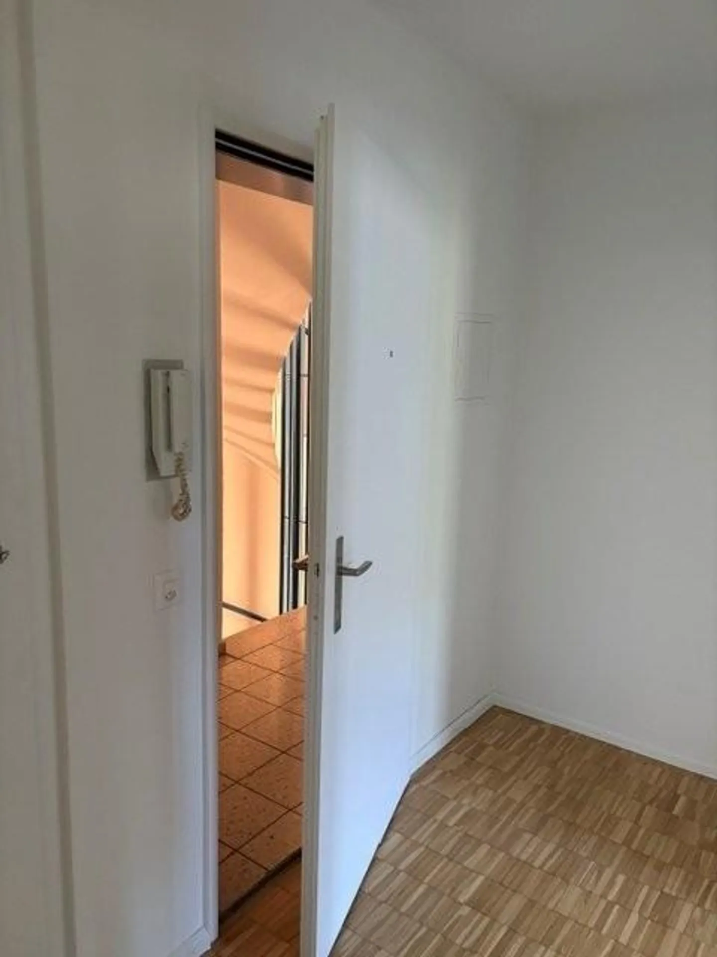 Zona residenziale tranquilla vicino al Reno - Foto 6 di 7
