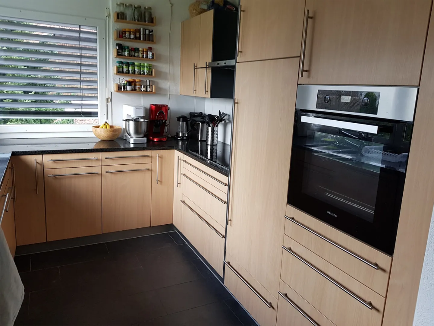 Sonnige 3.5 Zimmerwohnung mit Bergsicht - Foto 4 von 6