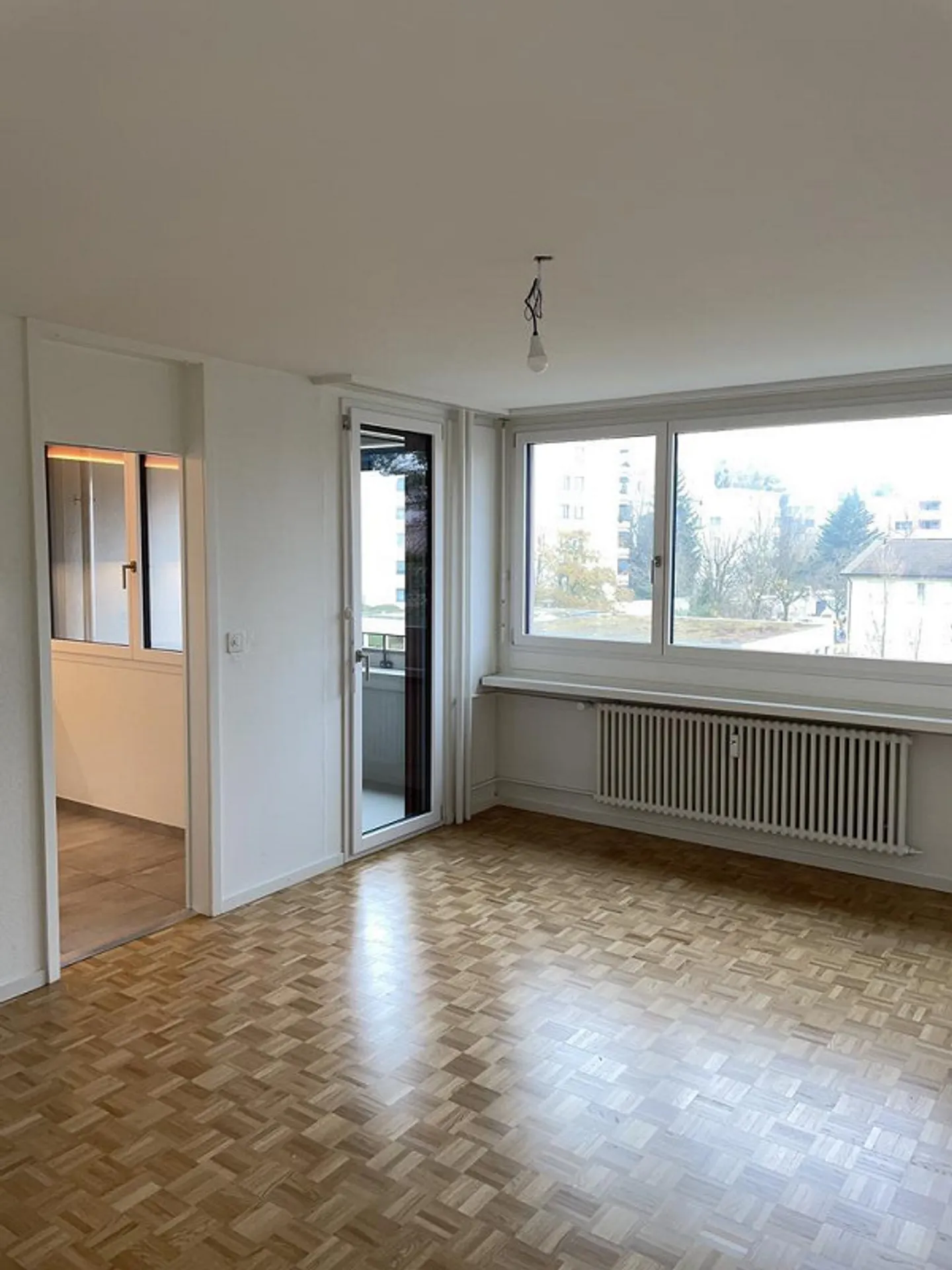 Charmante Wohnung mit Stadtanbindung - Foto 4 von 4