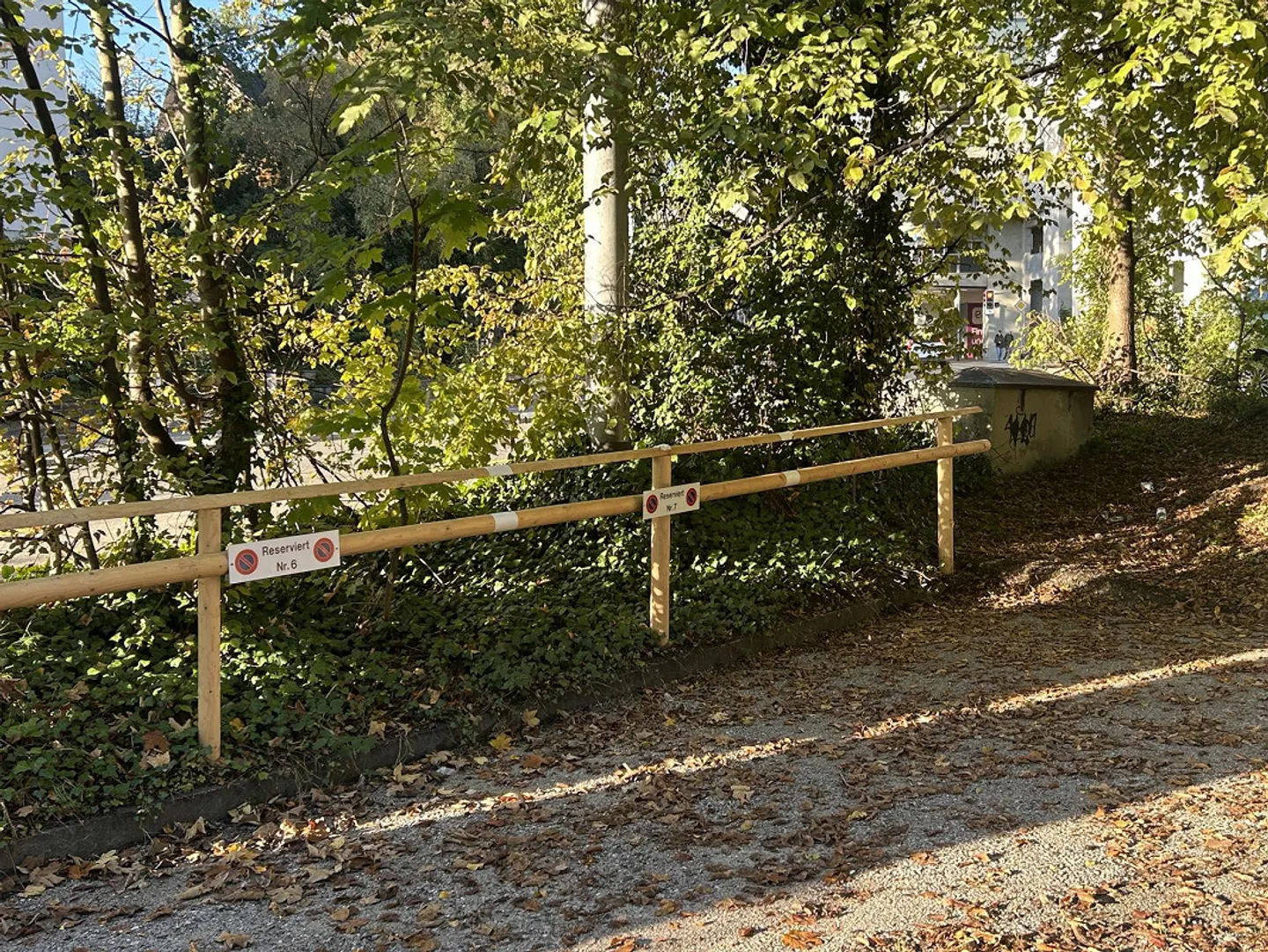 Parking près du centre-ville - Photo 2 sur 2