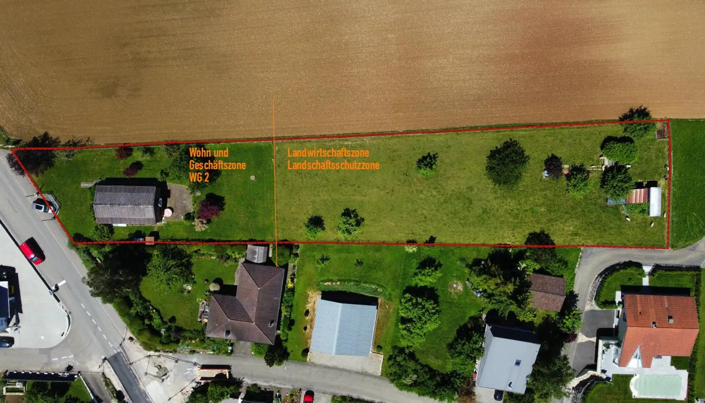 Un pezzo di terra. Molte possibilità. - Foto 3 di 4