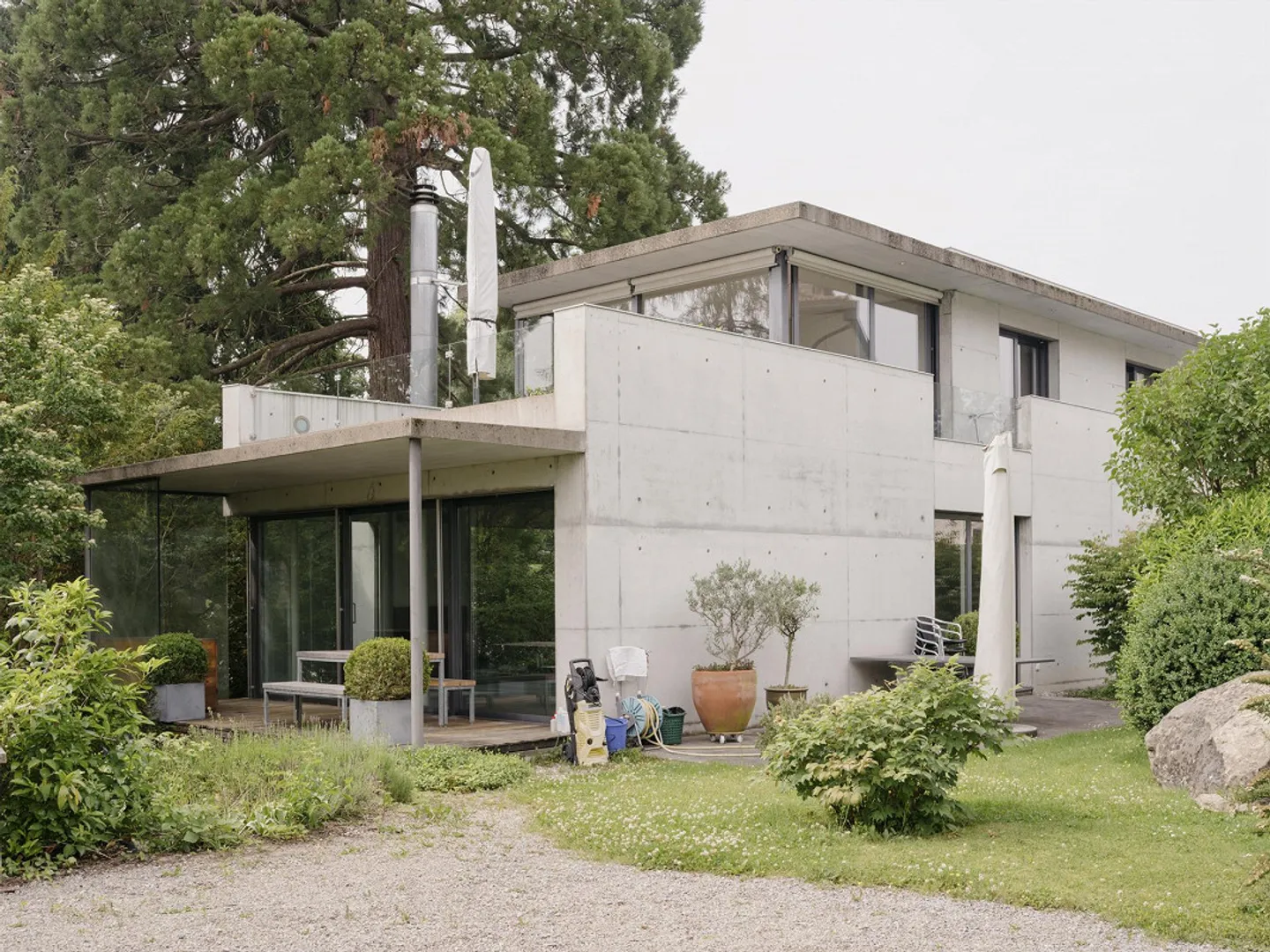 Modern single-family house with stunning views at Rosenberg - Photo 1 of 22